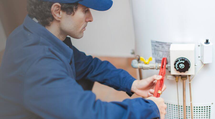 Professional septic pumping service in Romayor, TX